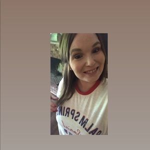 Meet your Posher, Jade